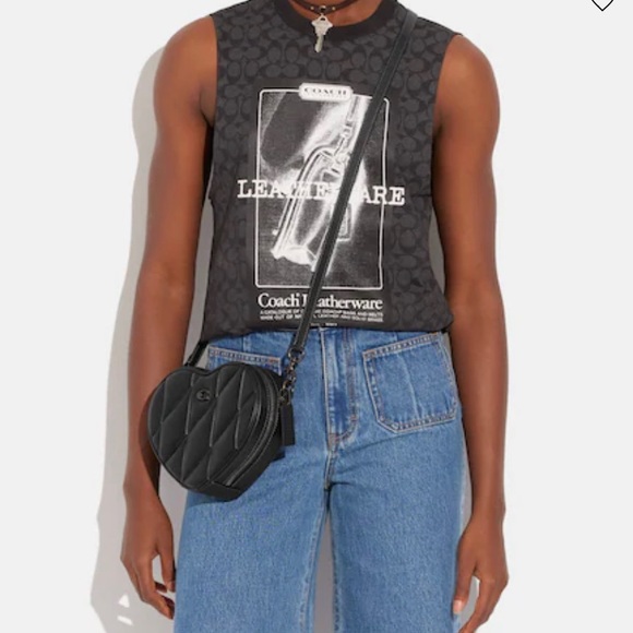 NWT coach heart shaped leather crossbody bag - Picture 4 of 11